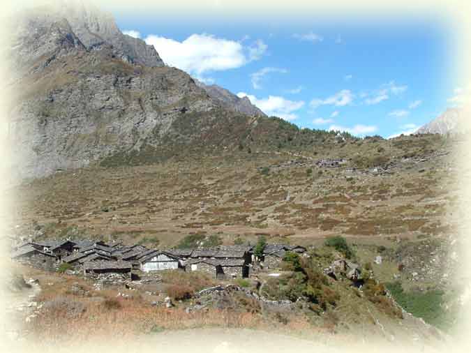 Kumaon Himalaya Trek Photo