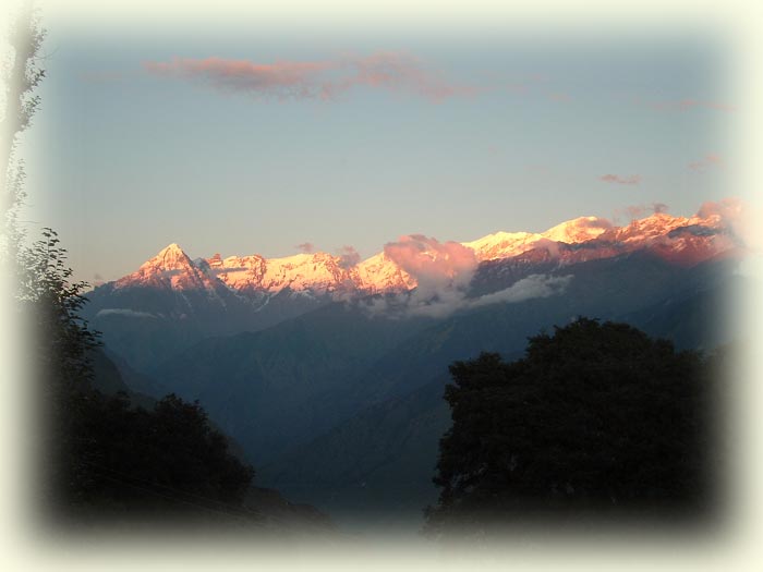 Kumaon Himalaya Trek Photo